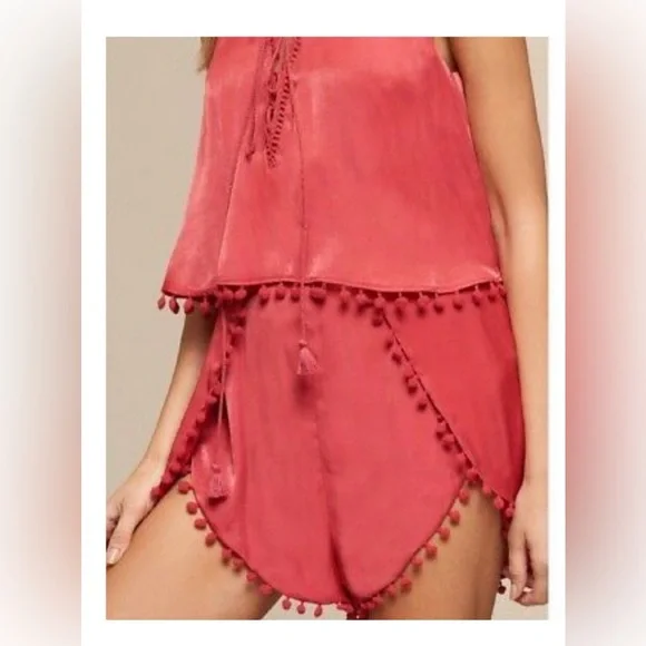 NWT TJD romper ✨ - Picture 2 of 6